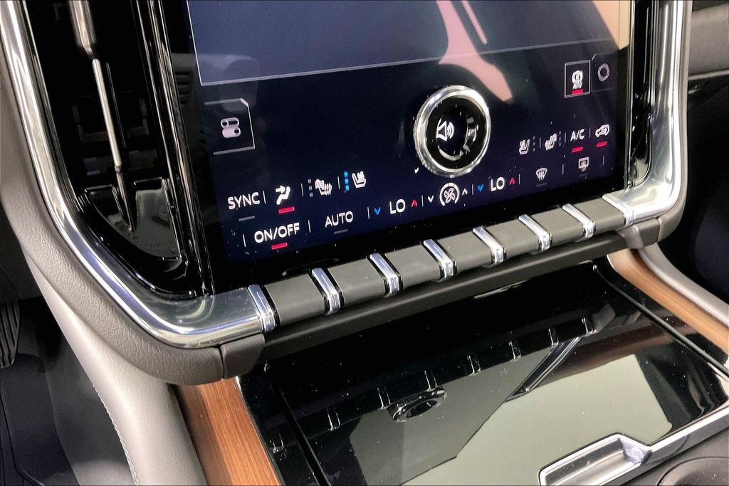 Certified 2026 GMC Yukon Denali w/ Sun & Power Step Package AWD/4WD image 14