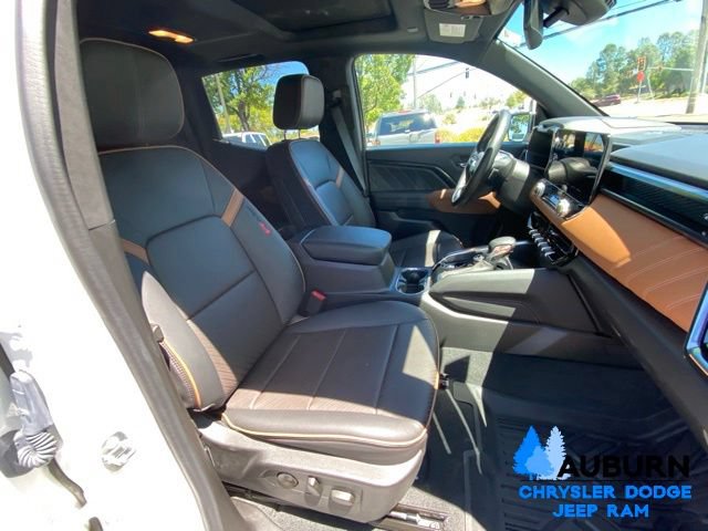 Used 2023 GMC Canyon AT4 w/ AT4 Premium Package AWD/4WD image 13