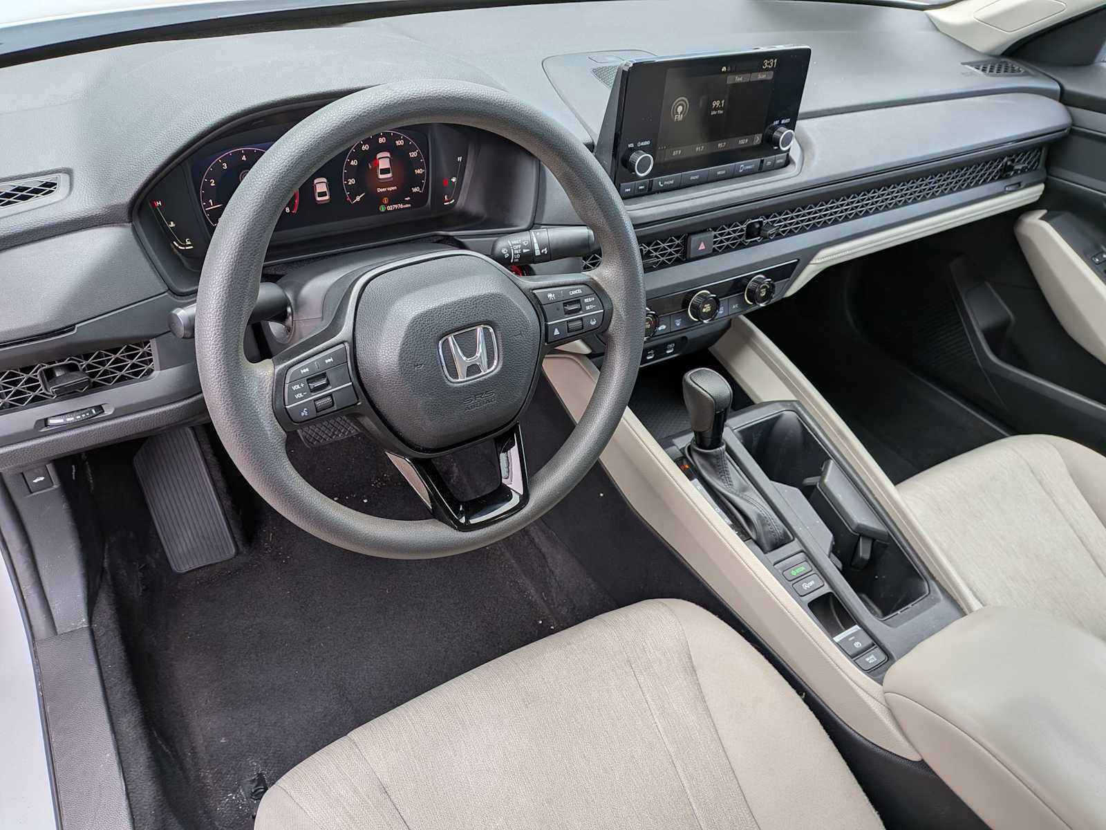 Certified 2023 Honda Accord LX image 13