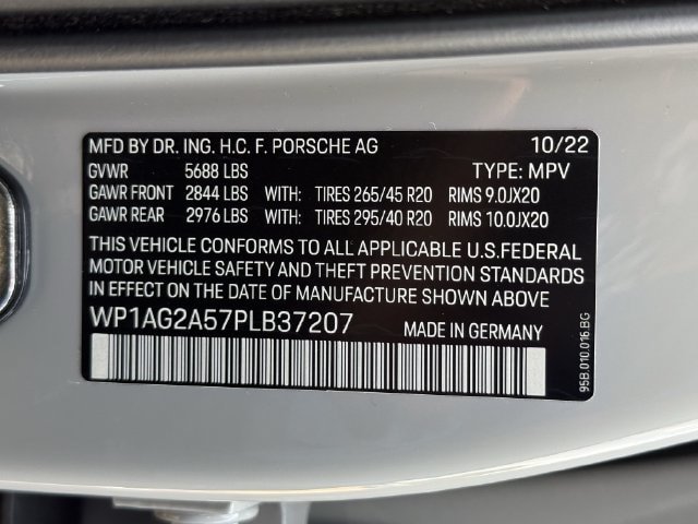 Used 2023 Porsche Macan S w/ Premium Package Plus AWD/4WD image 30