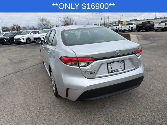 Used 2024 Toyota Corolla LE image 10