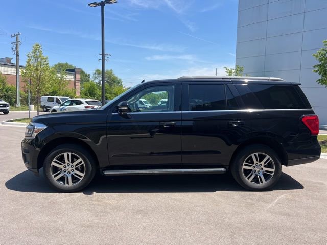 Used 2022 Ford Expedition XLT AWD/4WD image 6