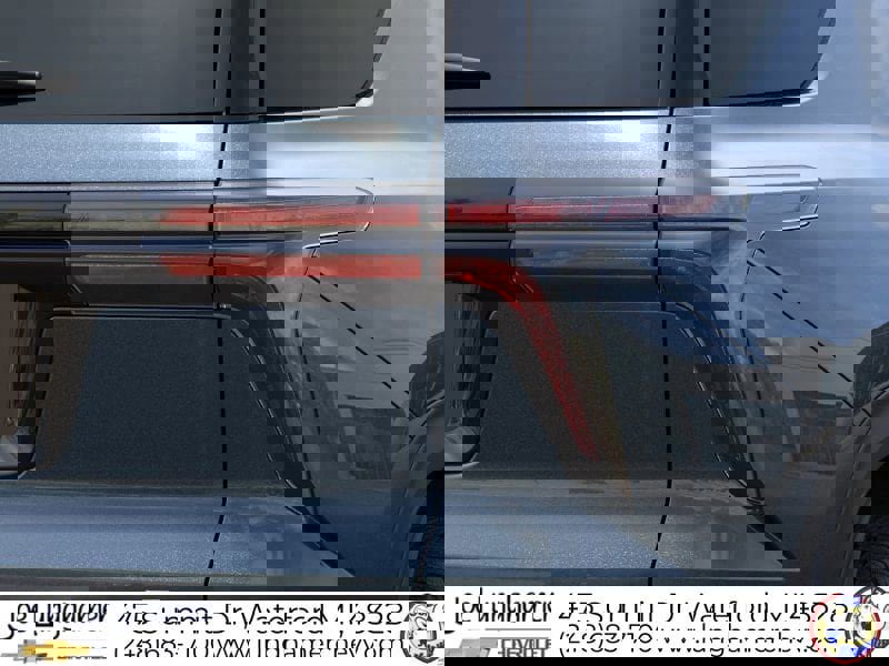 New 2026 Chevrolet Traverse Z71 w/ Driver Confidence Package image 11