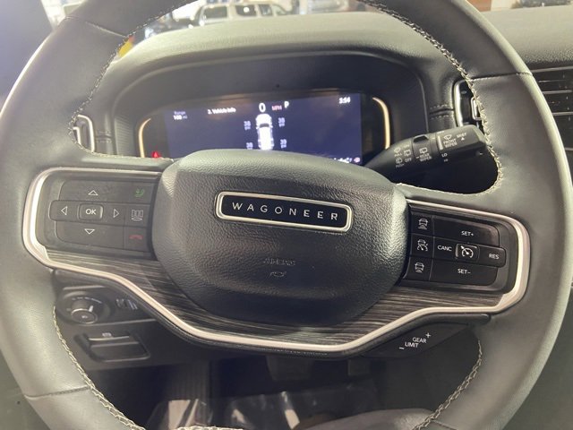 Used 2024 Jeep Wagoneer L Series II w/ Flexible Seating Group image 13