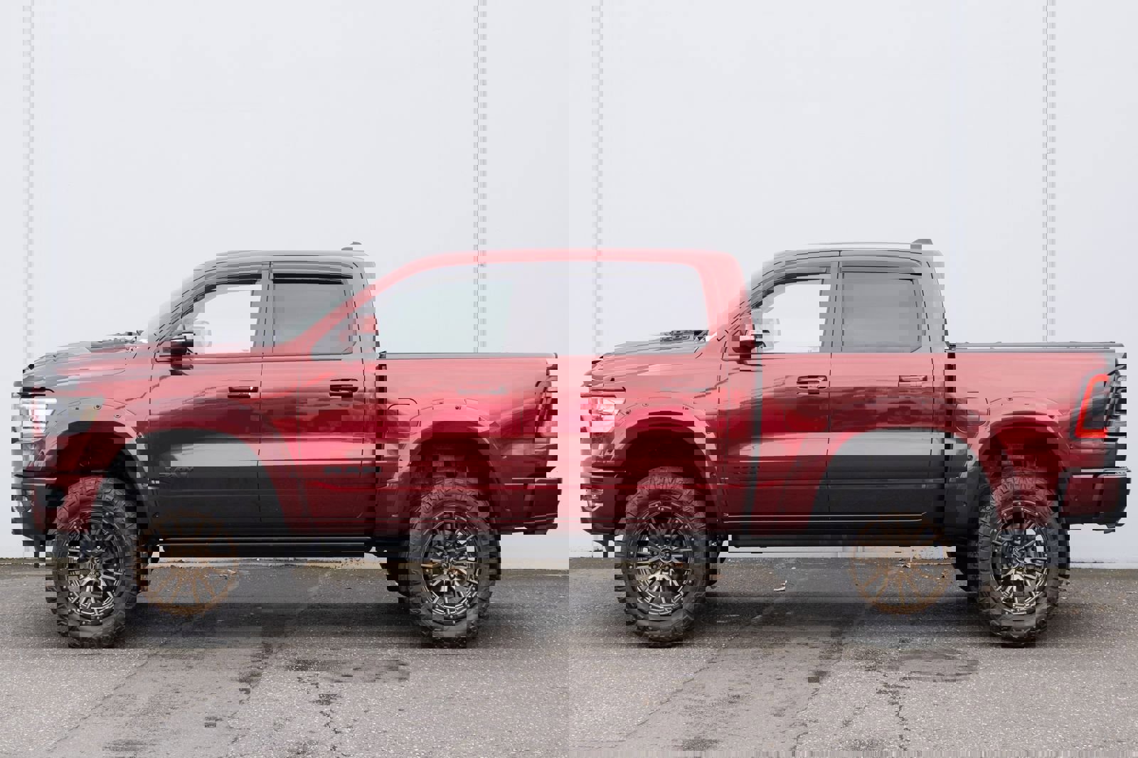 Used 2020 RAM 1500 Sport w/ Alpine Leather & Sound Group image 29