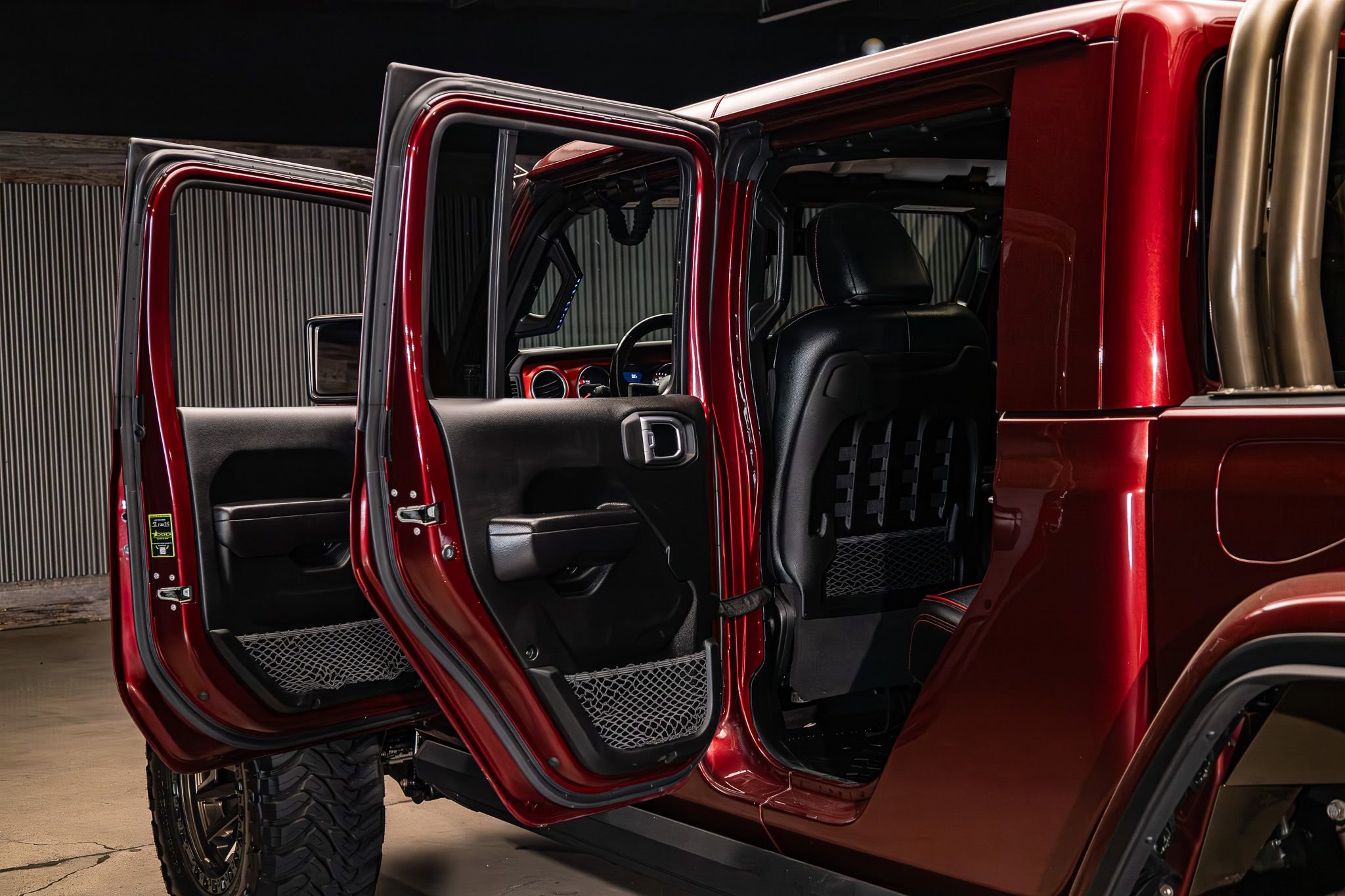 Used 2021 Jeep Gladiator Rubicon AWD/4WD image 31