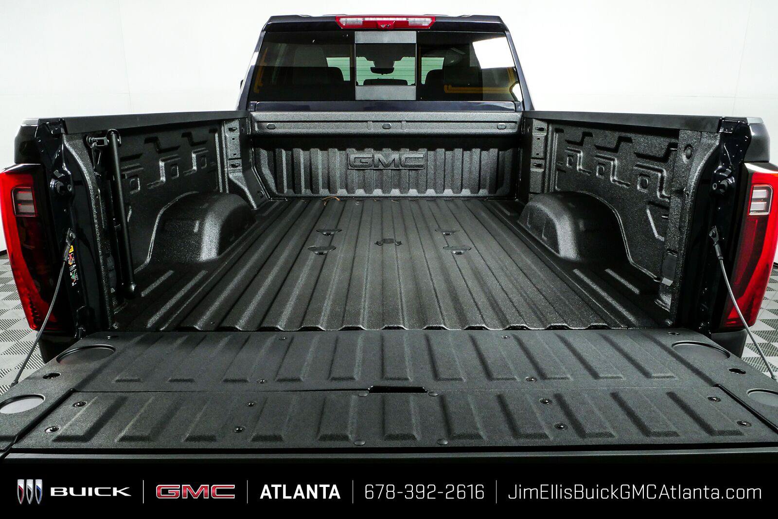 New 2026 GMC Sierra 2500 Denali w/ Denali Reserve Package AWD/4WD image 32