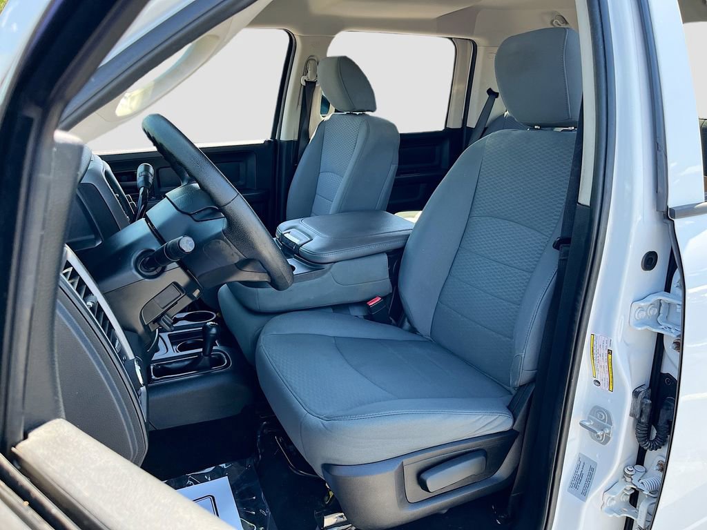 Used 2017 RAM 2500 Tradesman w/ Chrome Appearance Group image 17