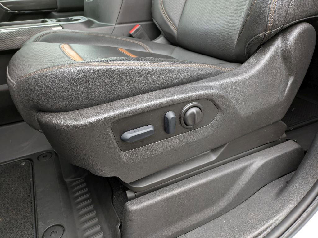 Certified 2023 GMC Sierra 2500 AT4 w/ AT4 Preferred Package image 13