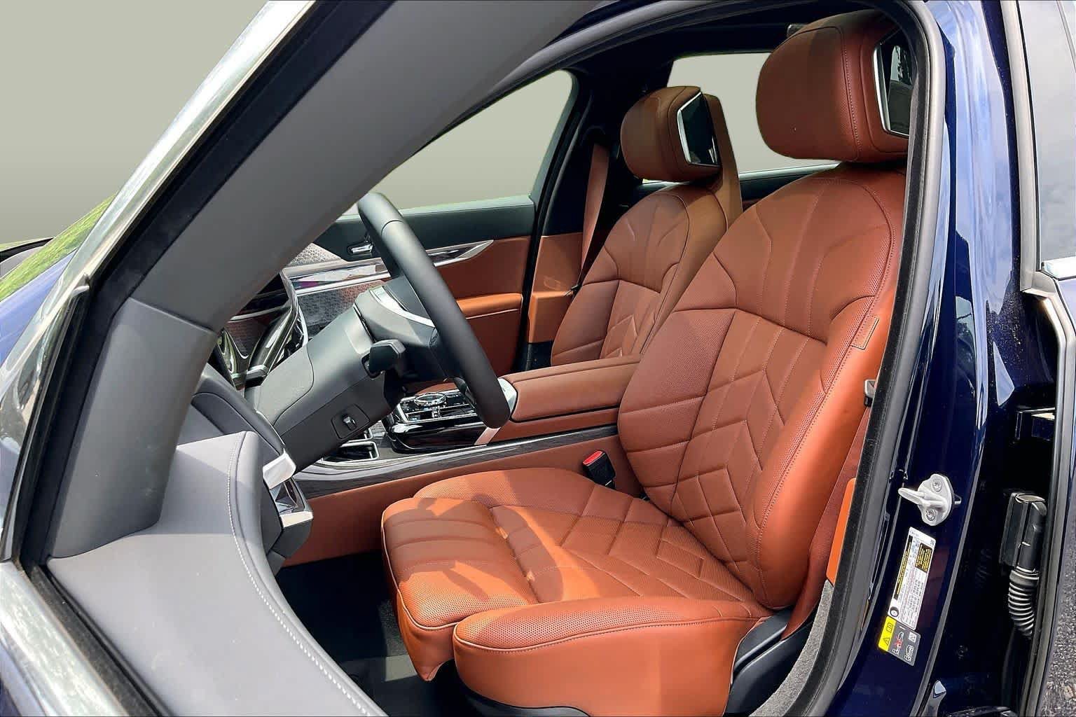 New 2026 BMW i7 eDrive50 w/ Executive Package RWD image 7