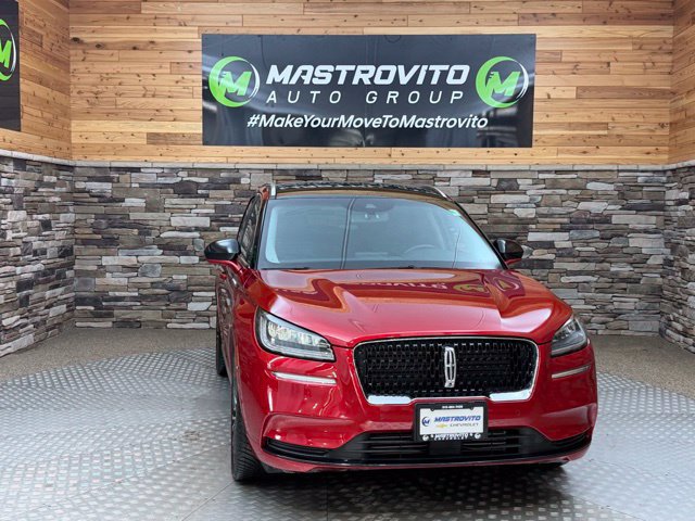 Used 2021 Lincoln Corsair AWD image 2