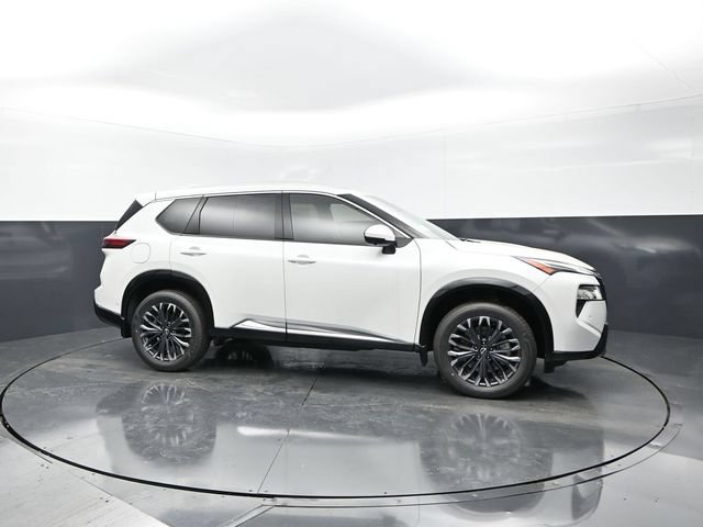 New 2026 Nissan Rogue Platinum w/ Tech Package AWD/4WD image 6