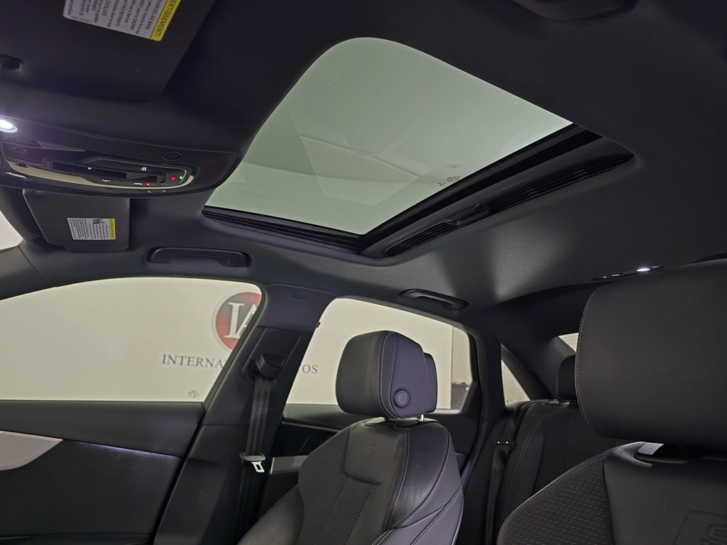 Used 2022 Audi A4 2.0T Premium Plus w/ Premium Plus Package image 14