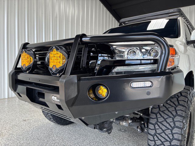 Used 2020 Toyota Land Cruiser AWD/4WD image 31