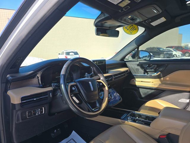 Used 2022 Lincoln Corsair Reserve w/ Elements Package image 10