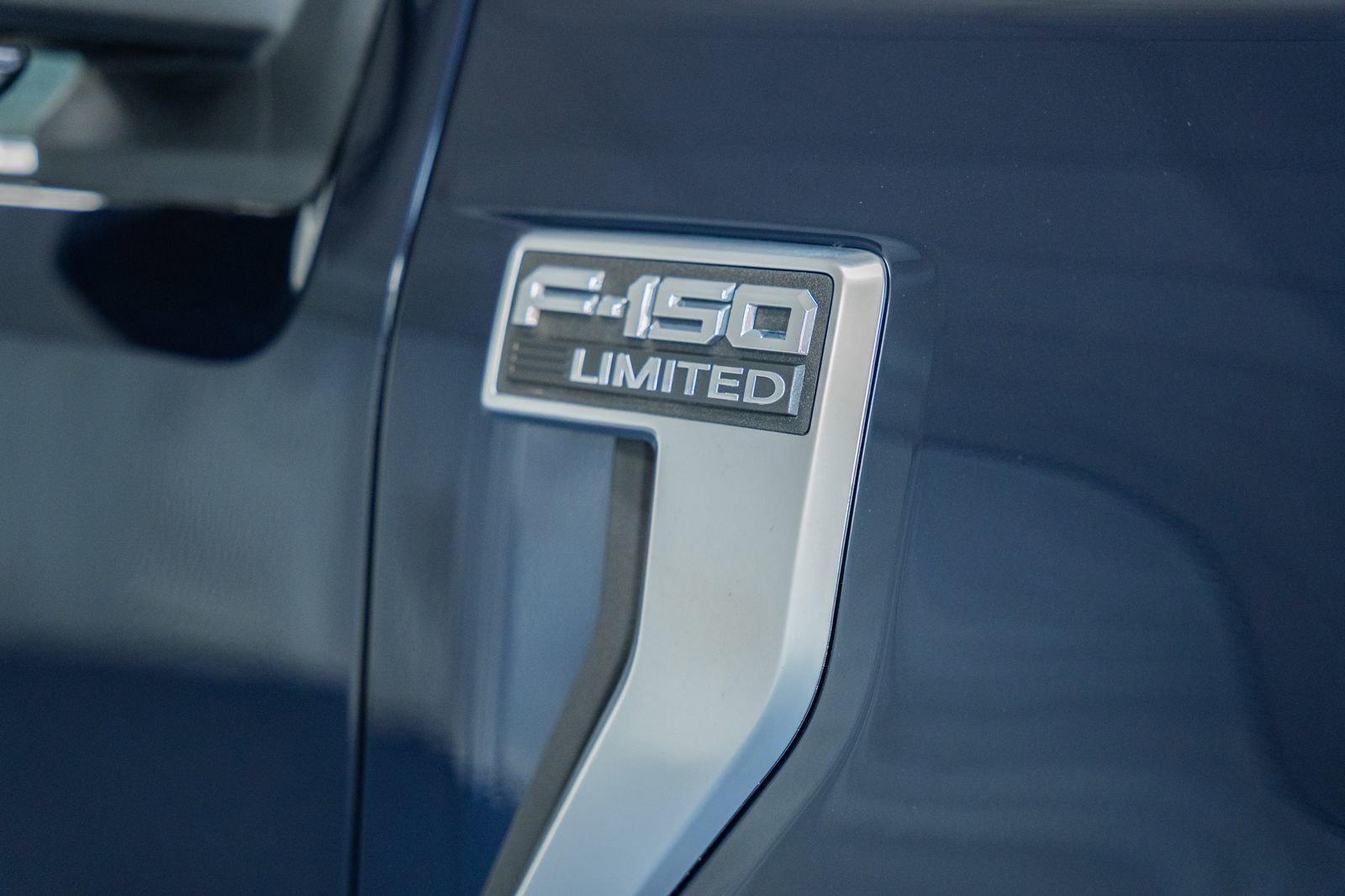 Used 2023 Ford F150 Limited image 18