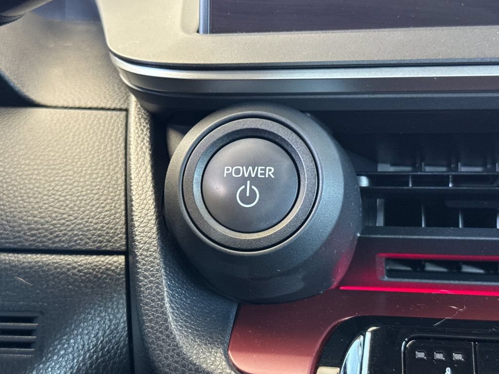 Used 2026 Toyota Prius Plug-In Hybrid FWD image 22