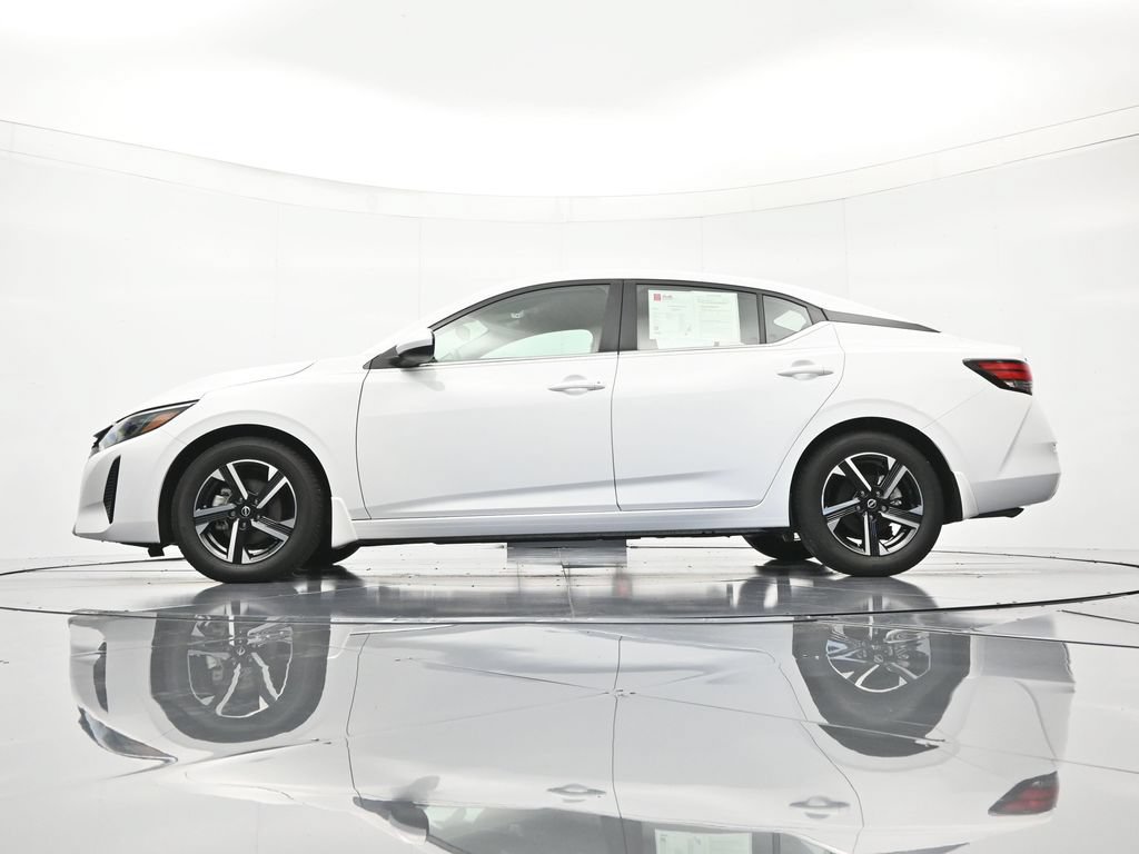 Used 2024 Nissan Sentra SV FWD image 43