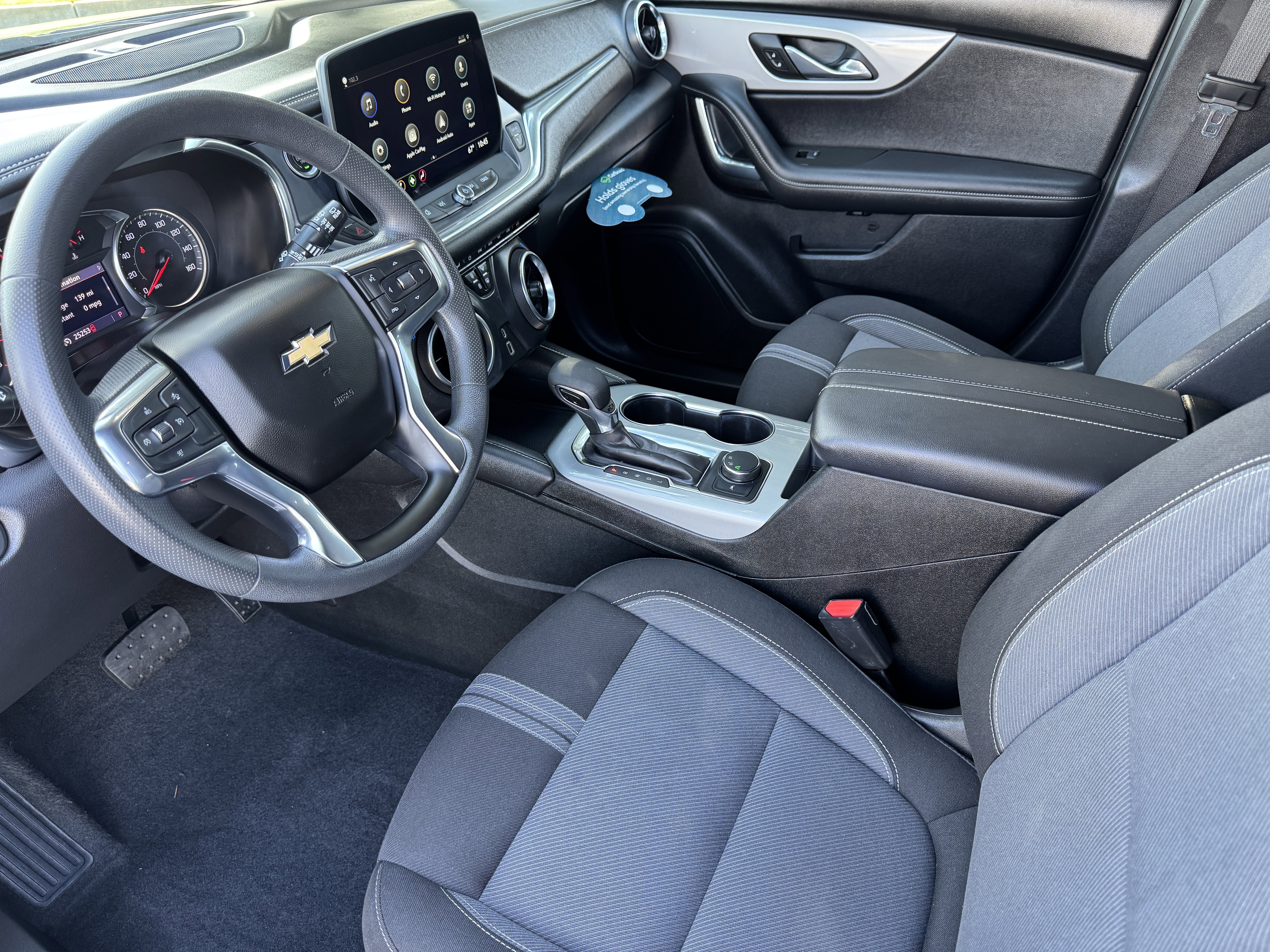 Used 2023 Chevrolet Blazer LT image 9