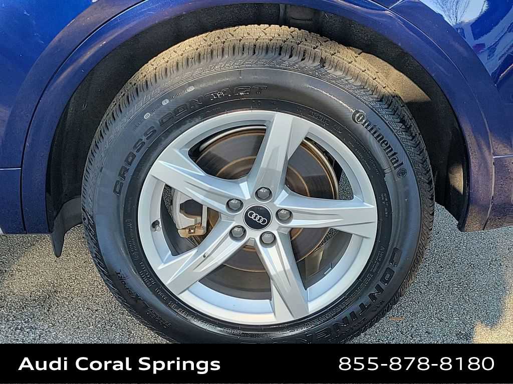 Certified 2023 Audi Q5 2.0T Premium w/ Convenience Package image 16