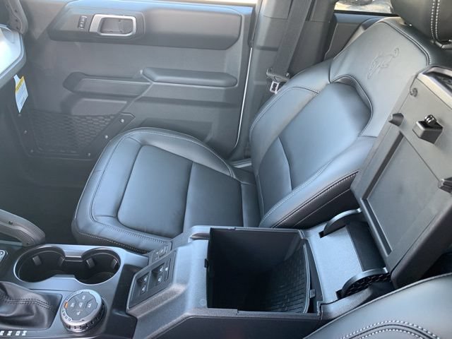 New 2026 Ford Bronco Outer Banks w/ Sasquatch Package AWD/4WD image 36