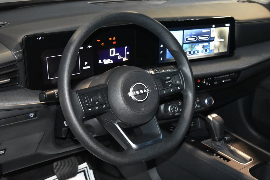 Certified 2025 Nissan Kicks SV FWD image 2