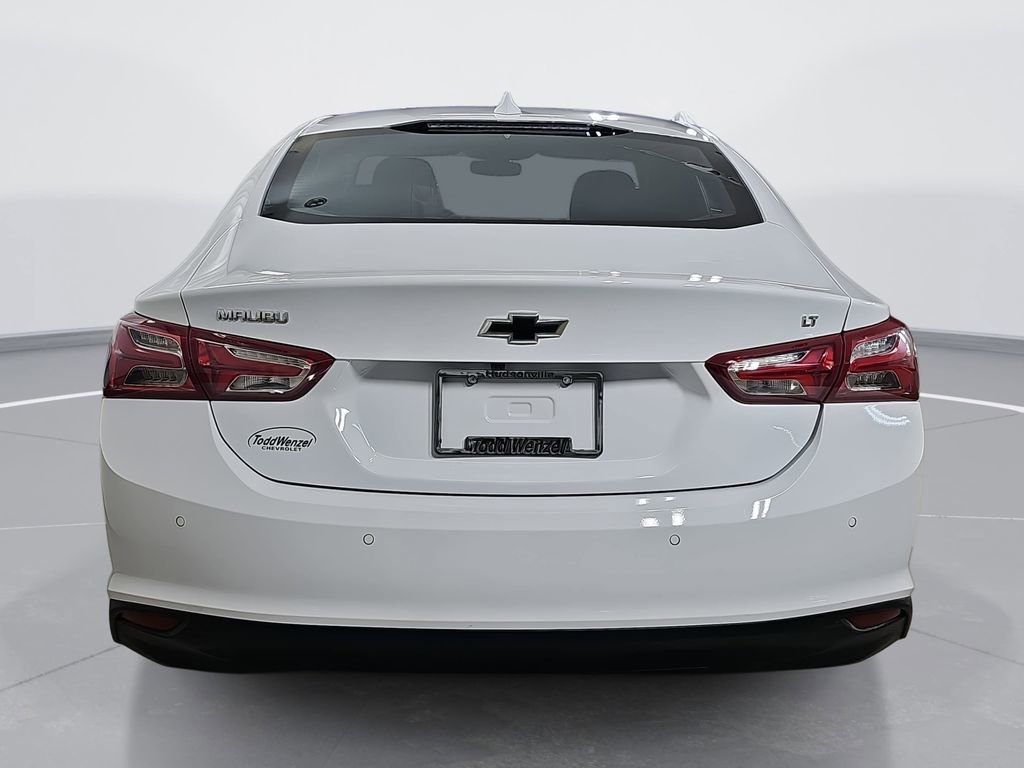 Used 2022 Chevrolet Malibu LT image 5