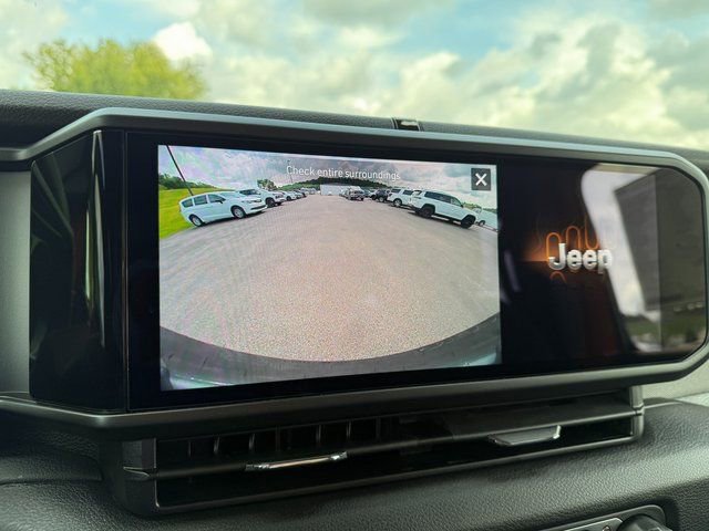 New 2025 Jeep Wrangler Sport S image 23