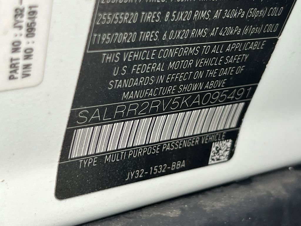 Used 2019 Land Rover Discovery HSE image 36