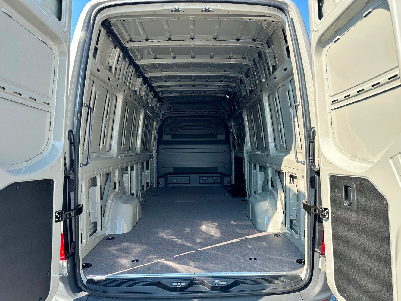 New 2026 Mercedes-Benz Sprinter 2500 image 22