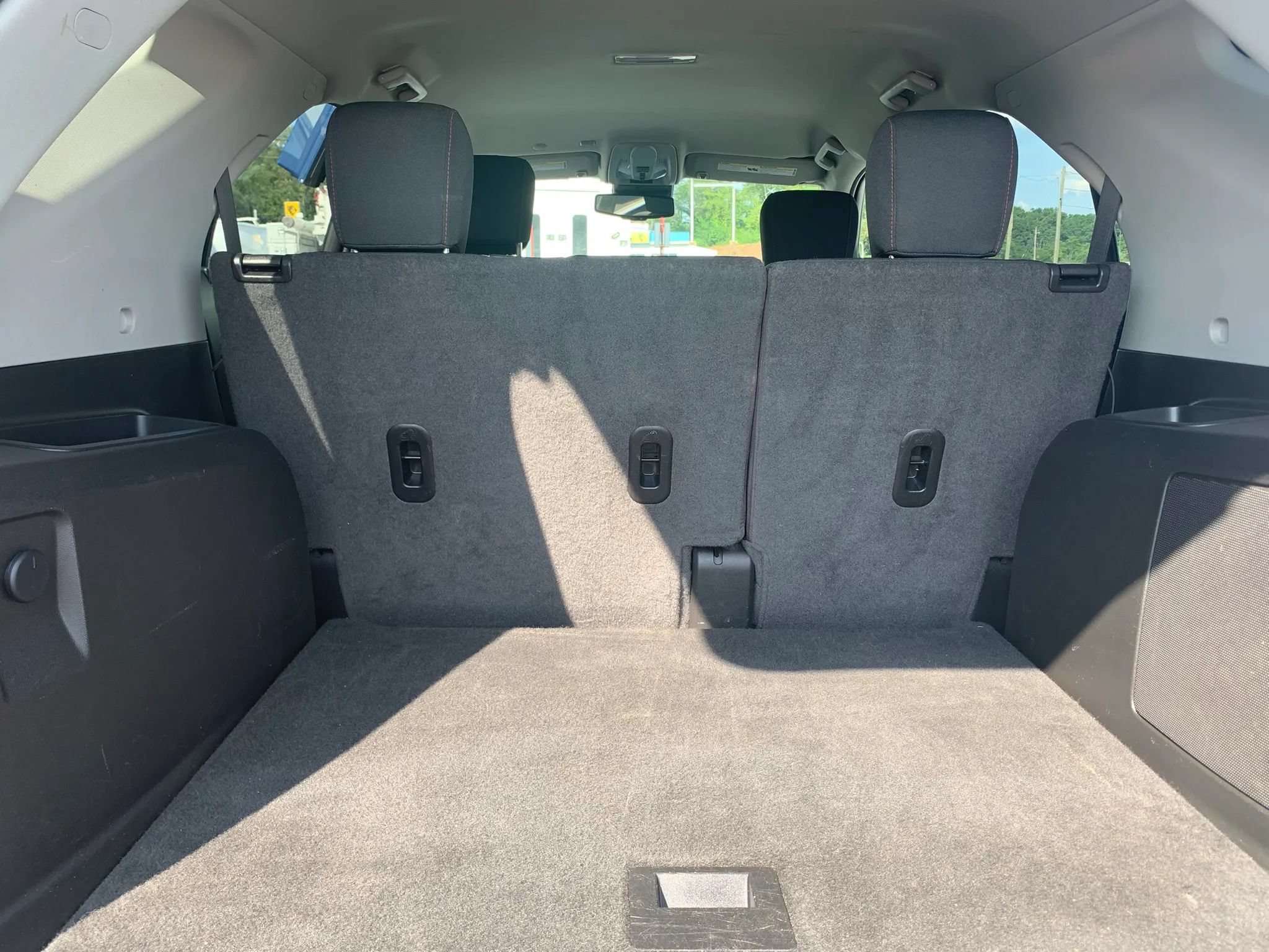 Used 2017 Chevrolet Equinox LS AWD/4WD image 29