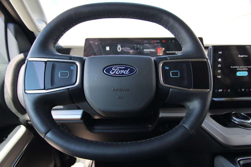Used 2025 Ford Expedition Active AWD/4WD image 22
