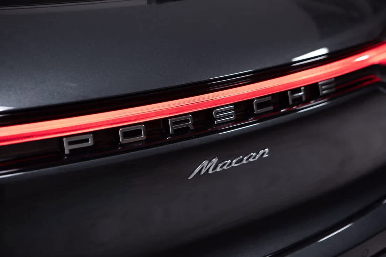 Certified 2026 Porsche Macan image 36