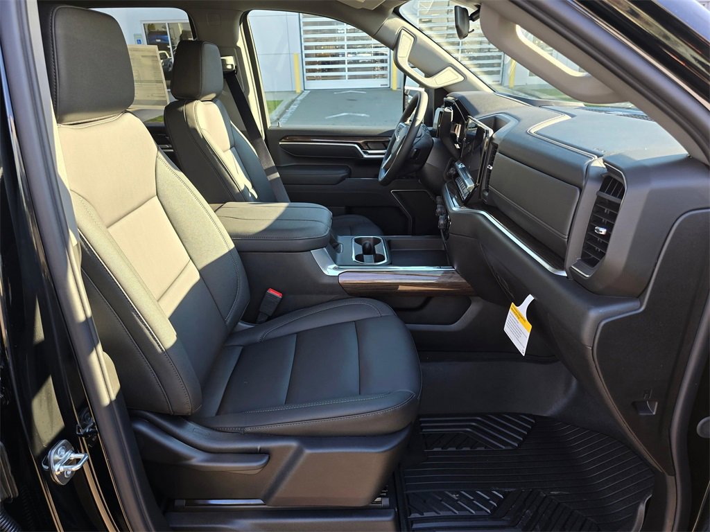 New 2026 Chevrolet Silverado 2500 LT image 12