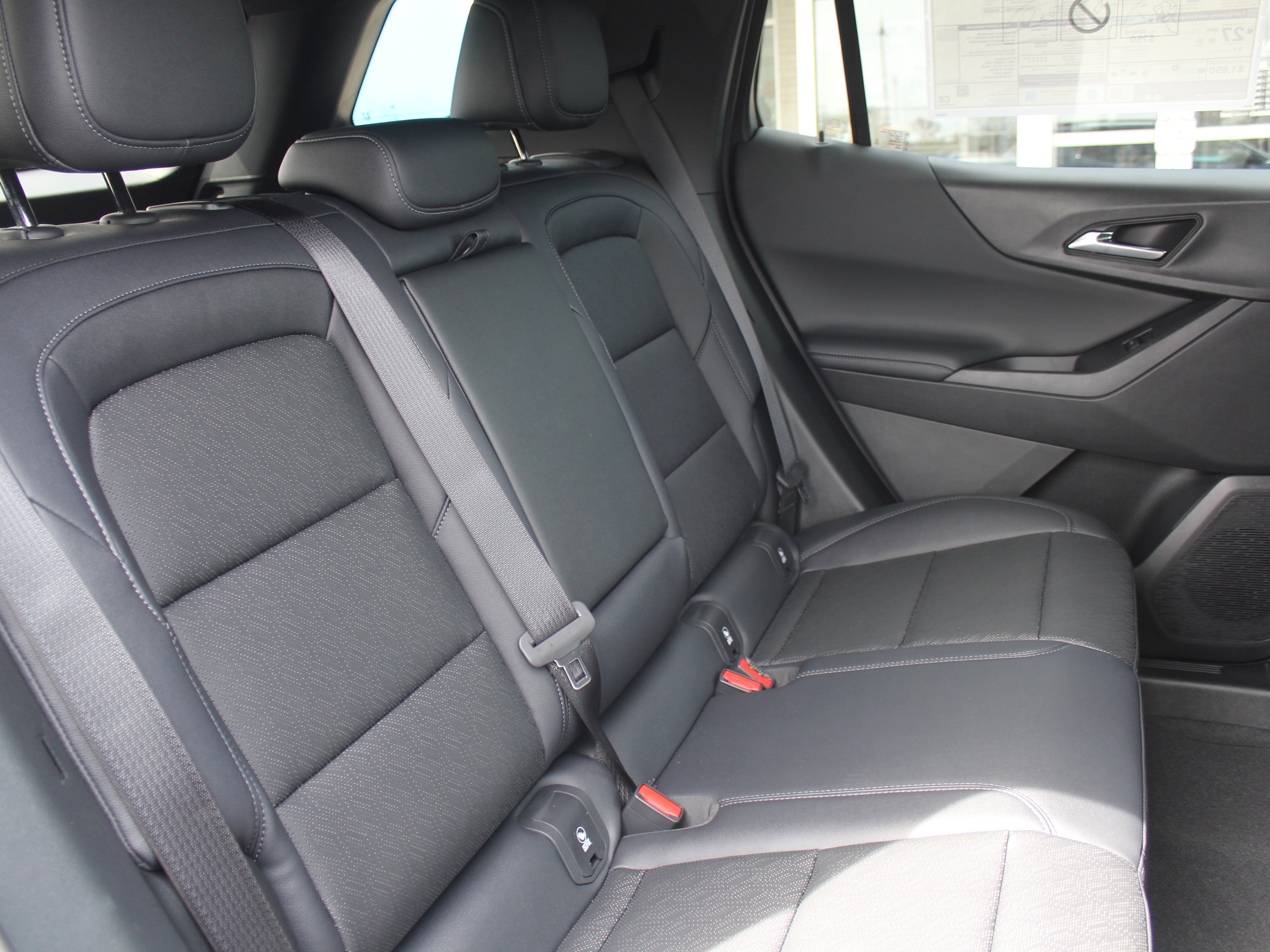New 2026 Chevrolet Equinox LT image 16