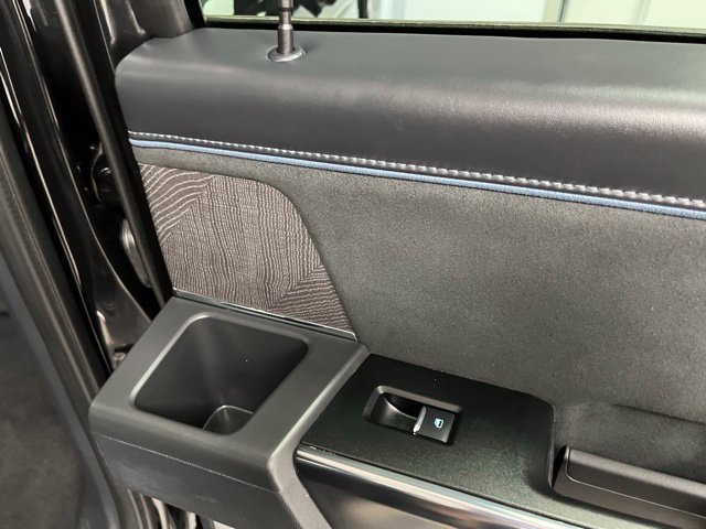 Used 2025 Ford F350 Platinum w/ Tremor Off-Road Package AWD/4WD image 51