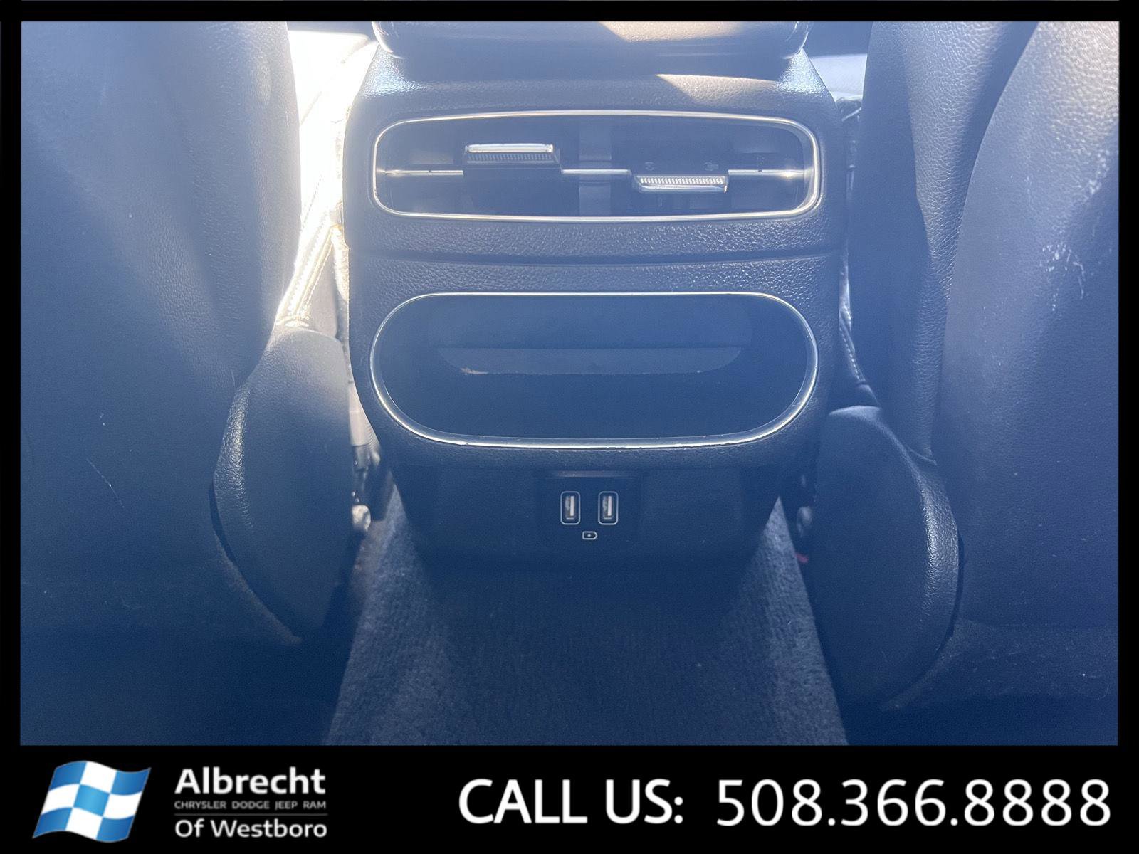 Used 2022 Genesis GV70 2.5T w/ Select Package image 25