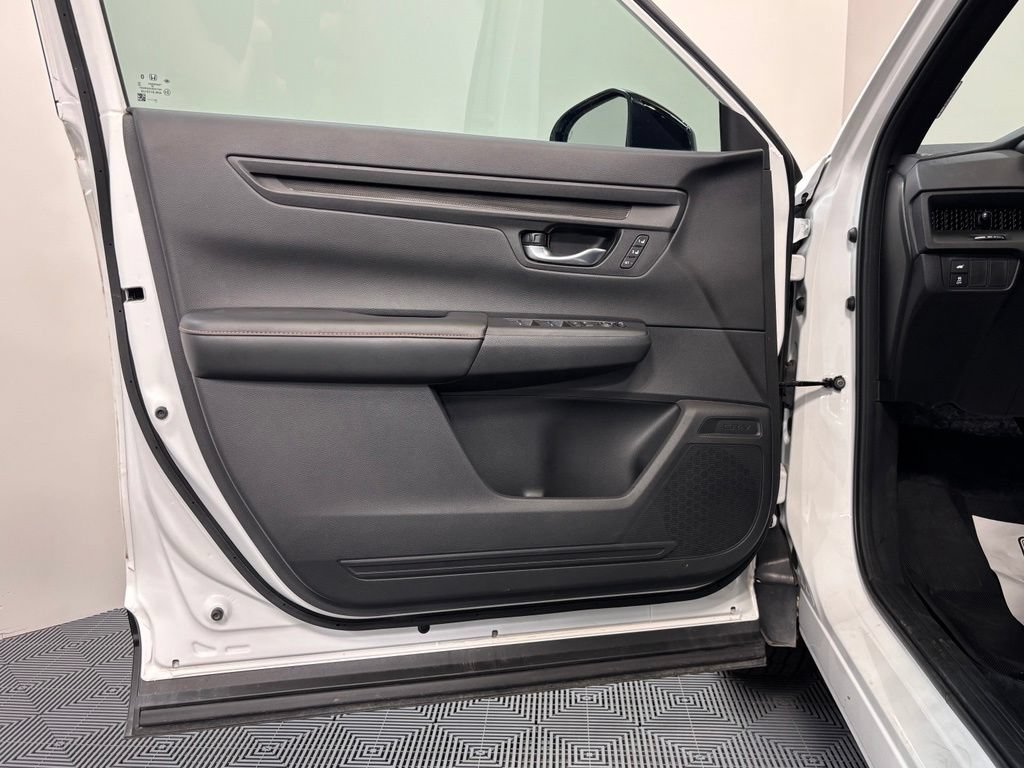 Certified 2025 Honda CR-V Sport-L image 26