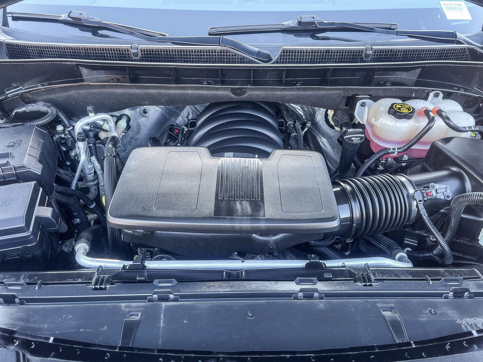 Used 2023 GMC Yukon XL AT4 w/ AT4 Premium Plus Package image 25