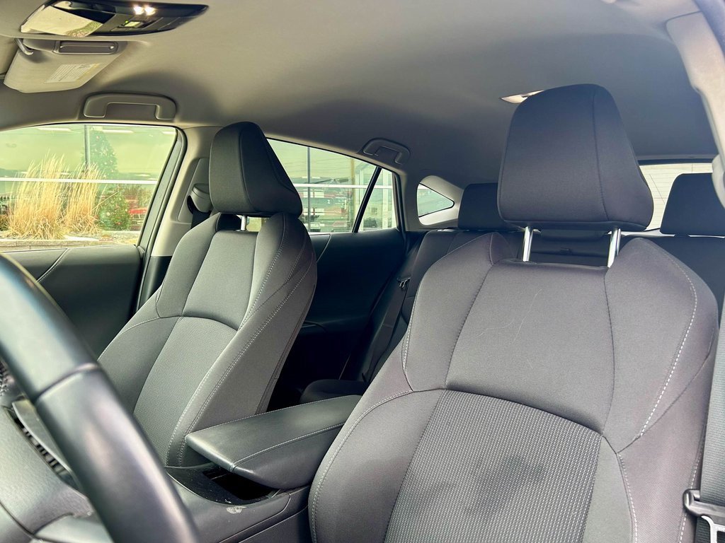 Used 2021 Toyota Venza LE image 9