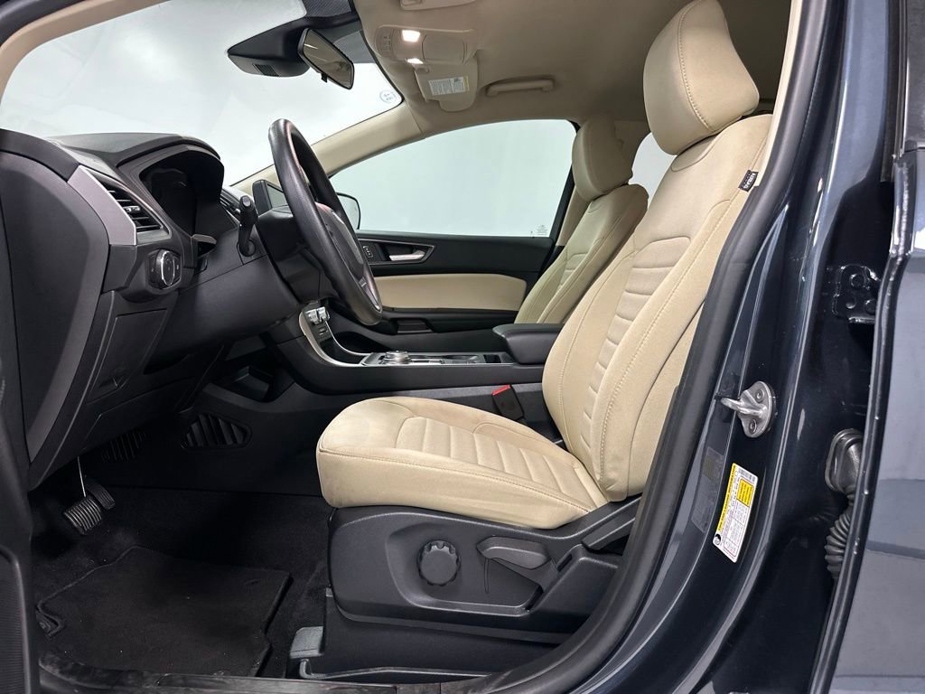 Certified 2024 Ford Edge SE image 16