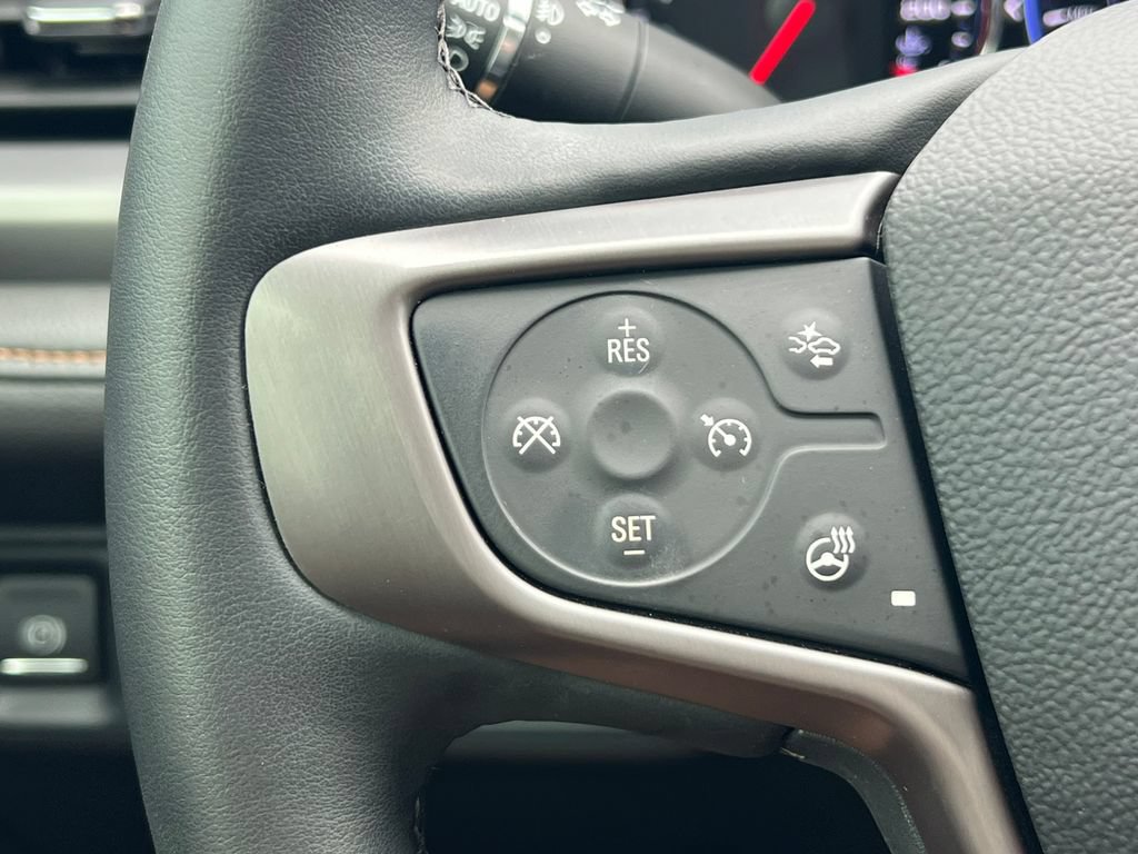 Used 2023 GMC Acadia AT4 w/ Technology Package AWD/4WD image 22