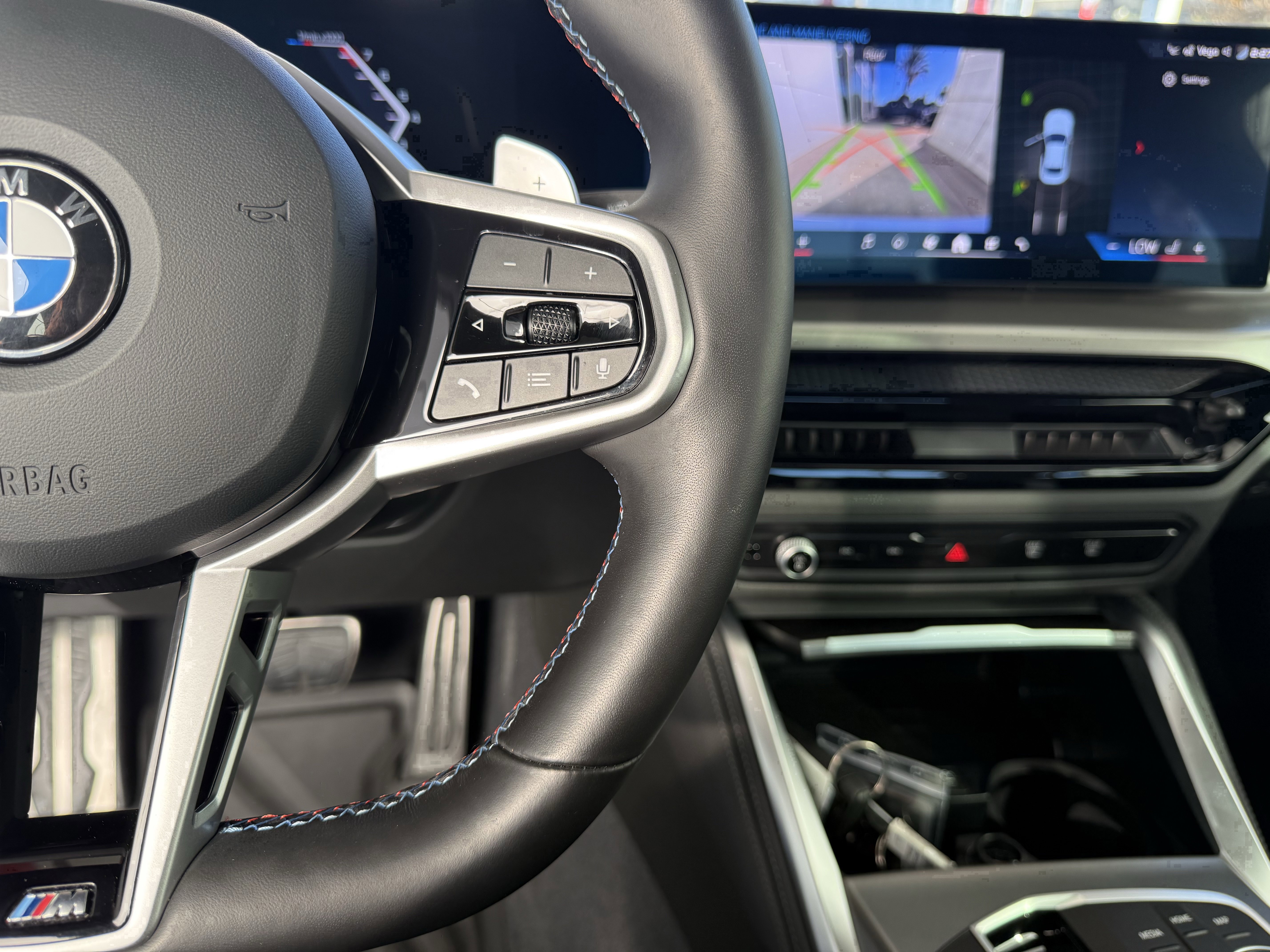 Used 2025 BMW M240i xDrive Coupe w/ Premium Package image 9