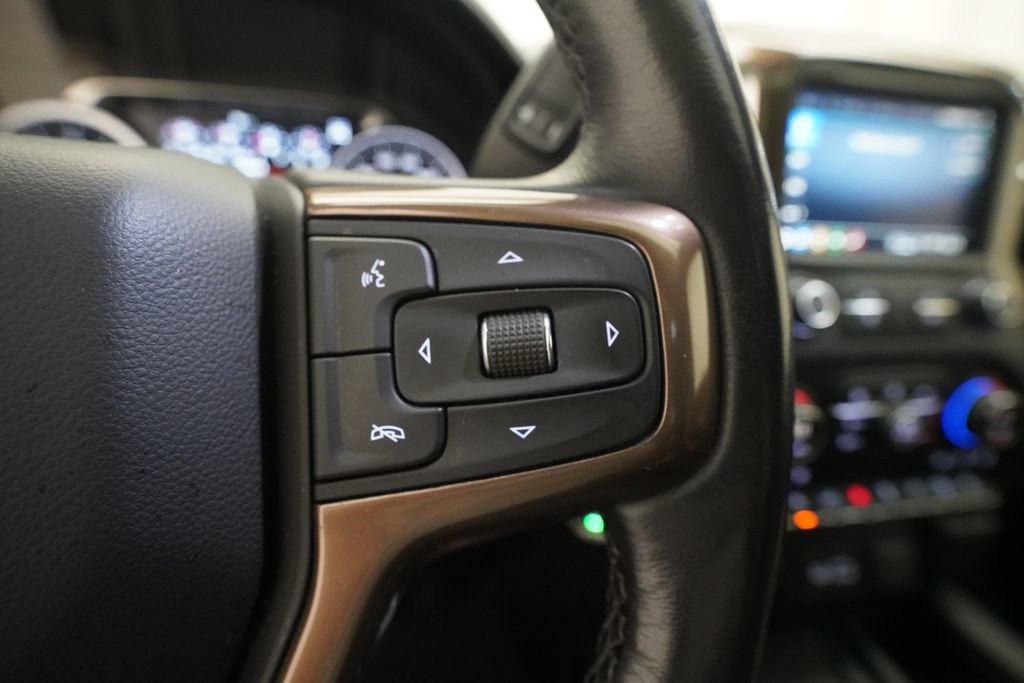 Used 2021 Chevrolet Silverado 1500 High Country w/ Technology Package AWD/4WD image 18