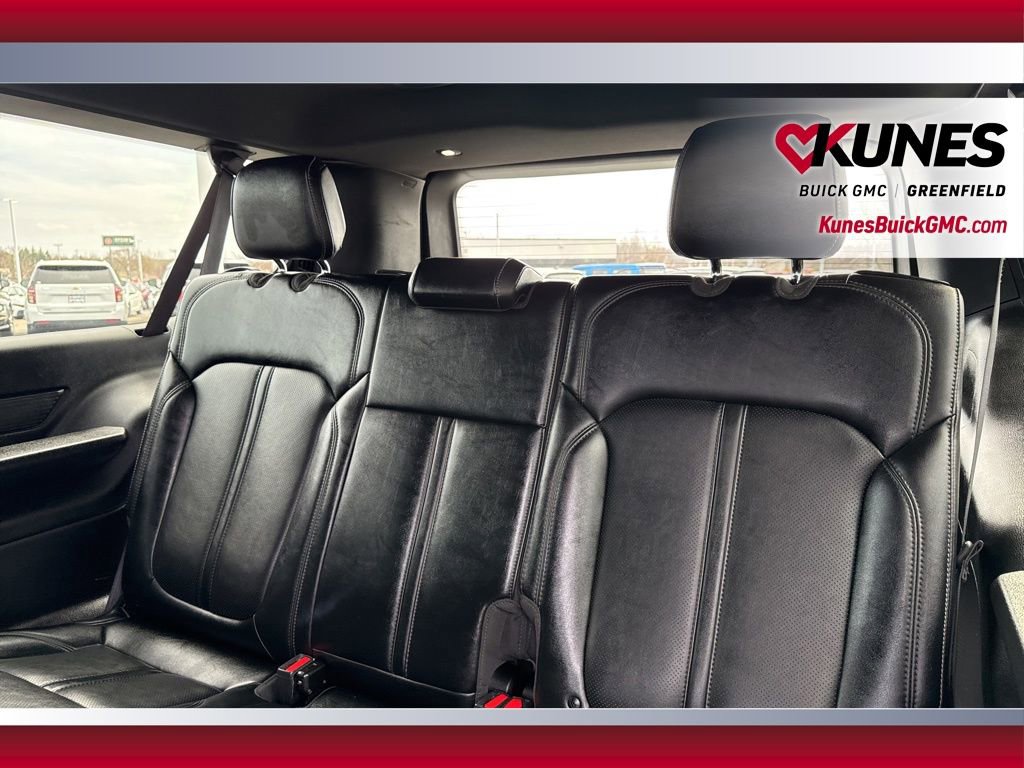 Used 2024 Jeep Wagoneer L Series II w/ Flexible Seating Group AWD/4WD image 43