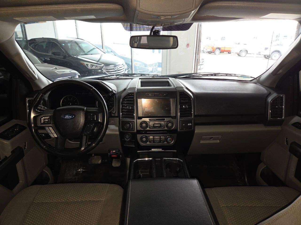 Used 2017 Ford F150 XLT w/ Equipment Group 302A Luxury AWD/4WD image 27