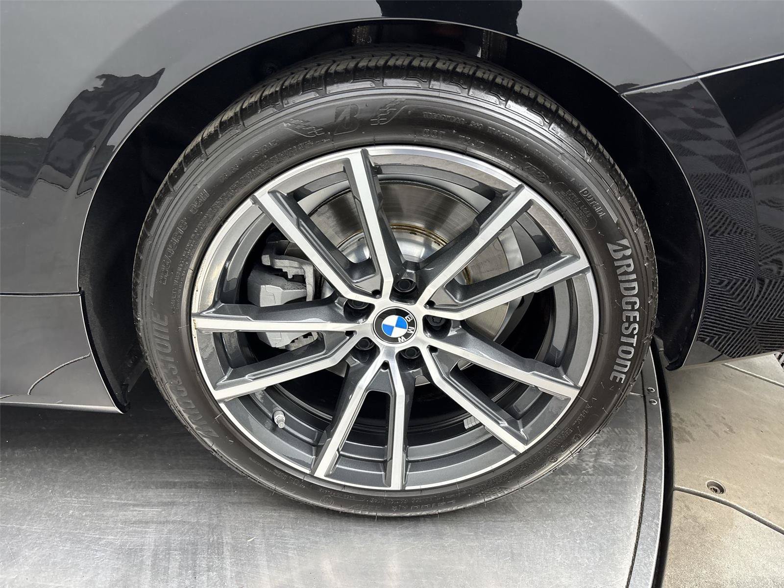 Used 2024 BMW 430i Coupe w/ Premium Package RWD image 27