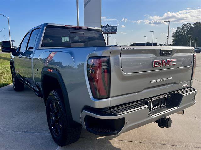 Used 2026 GMC Sierra 2500 AT4 w/ AT4 Premium Plus Package AWD/4WD image 8