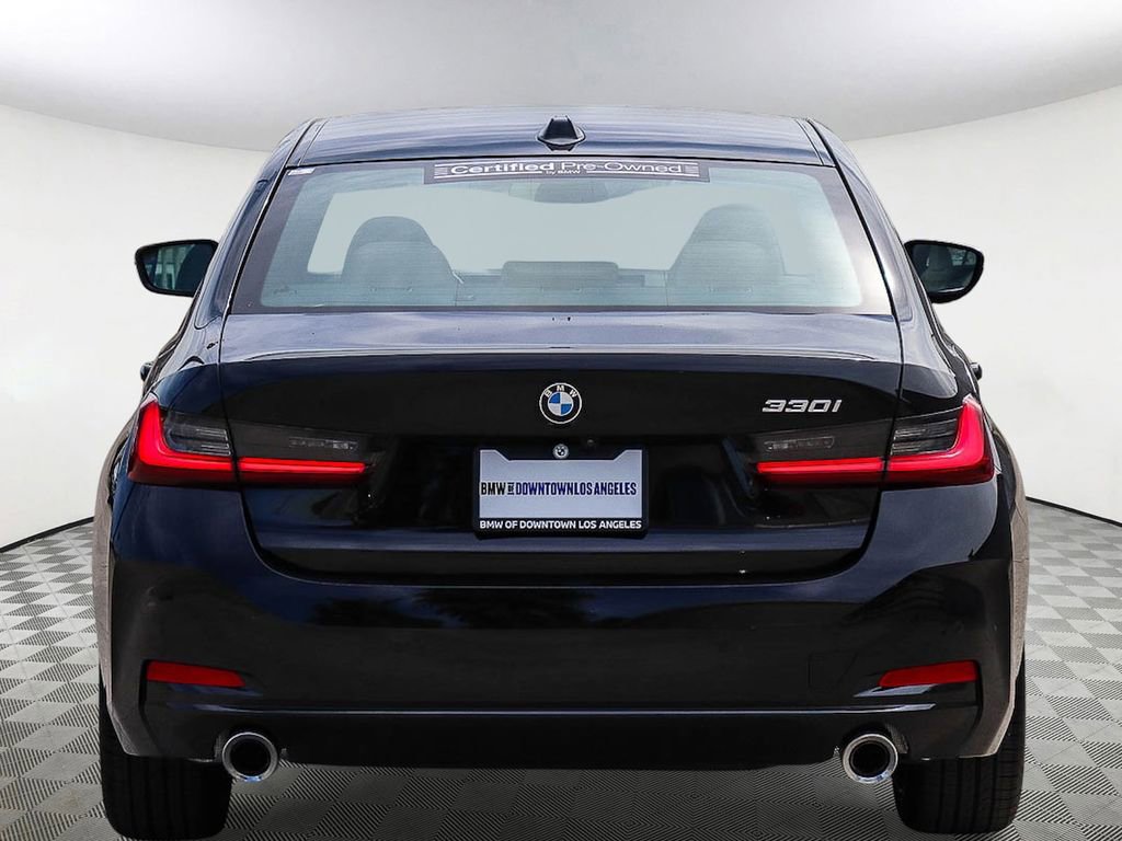 Certified 2025 BMW 330i Sedan w/ Convenience Package image 6