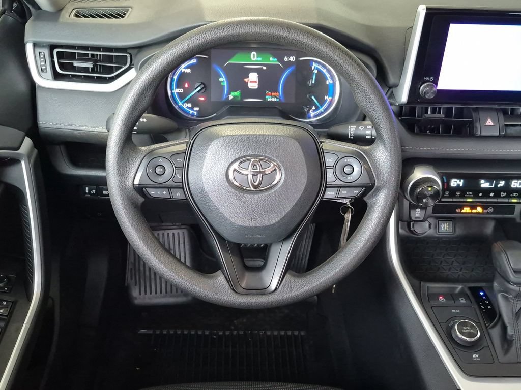 Used 2023 Toyota RAV4 LE AWD/4WD image 14